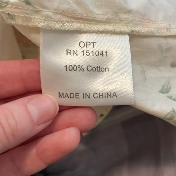 NWT O.P.T. Floral Print Smocked Dress Cream Size Medium - Picture 9 of 10